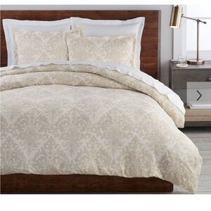 Pottery Barn Jacquard Medallion Cotton Linen Duvet Cover and 2 shams (queen bed)